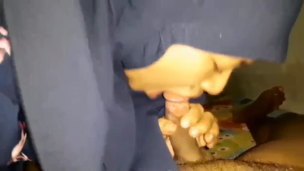 خديجة اليافعي ببرد كسي يعورني - عرب سكس